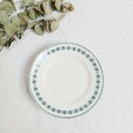 Compotier Rachel en situation sur une table de salle à manger