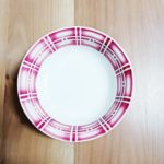 Coupelle ancienne Sarreguemines Rostand en faïence blanche et rose