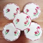 Lot de 5 assiettes creuses Badonviller Tulipes en terre de fer